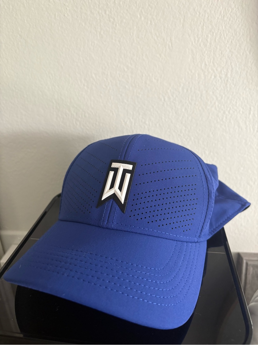 Nike Tiger Woods Heritage86 Dri-FIT Hat Blue and Black